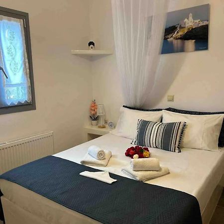 Апартаменты Diavrouxas House In Sifnos Cherronisos  Экстерьер фото